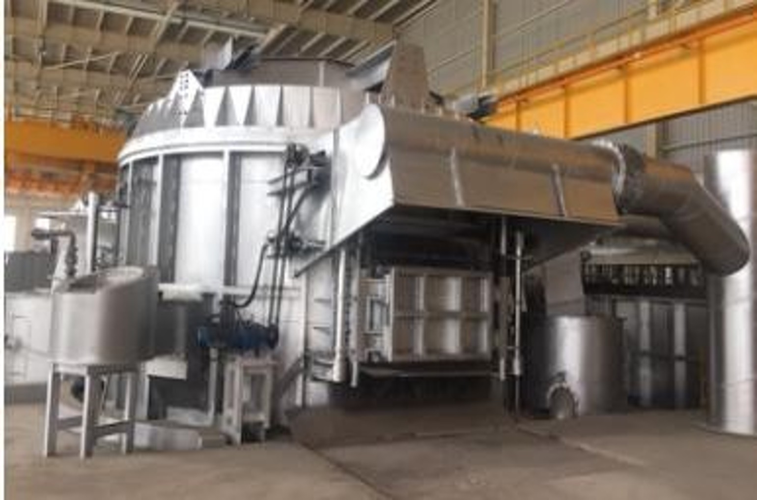 Circular uncovering furnace